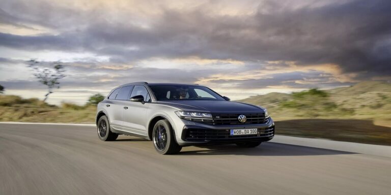 Mua Xe Volkswagen Touareg Nhập Khẩu hiện nay